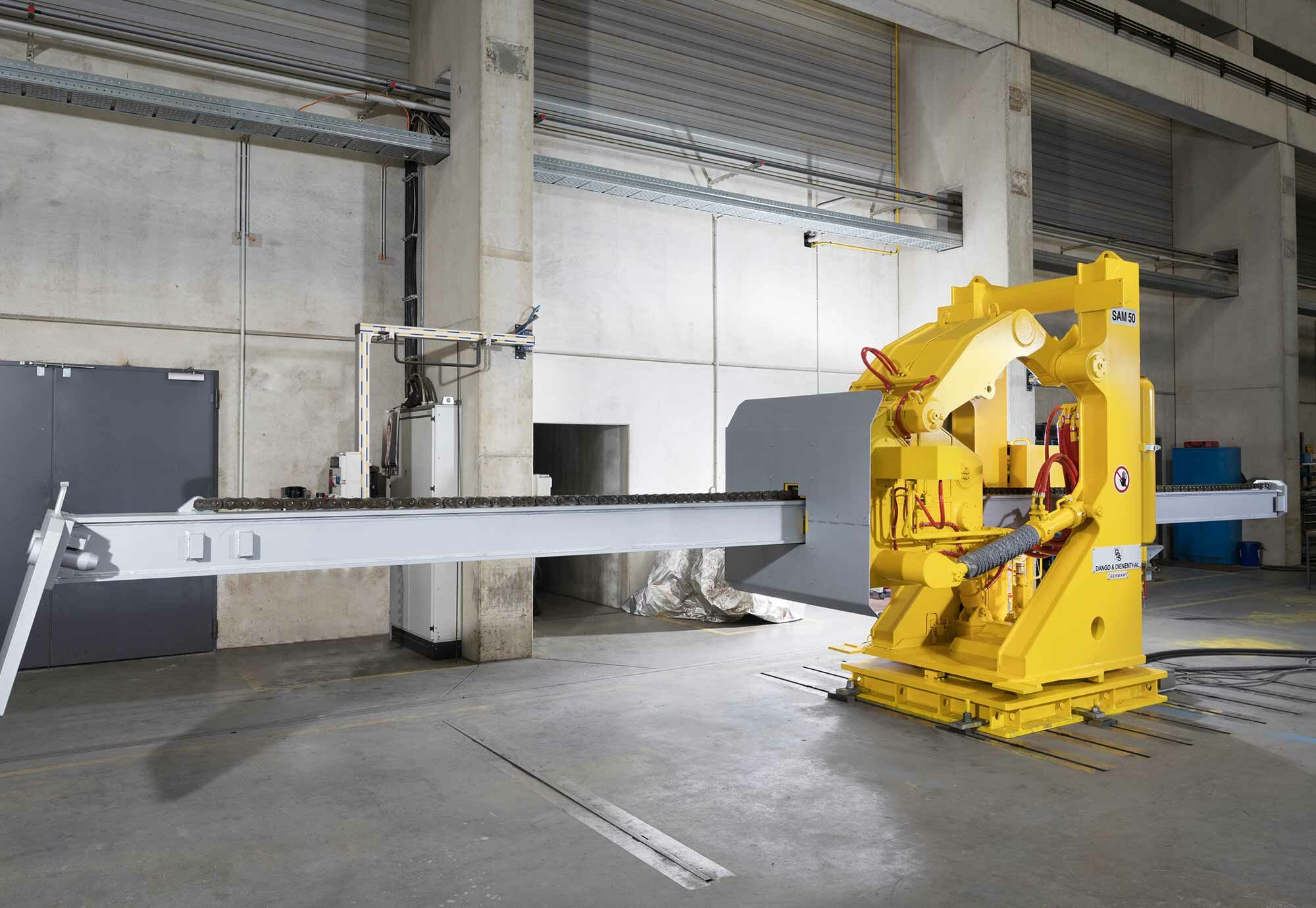 Stärkste Abschlackmaschine (SAM 50) mit 50 kN Abschlackkraft